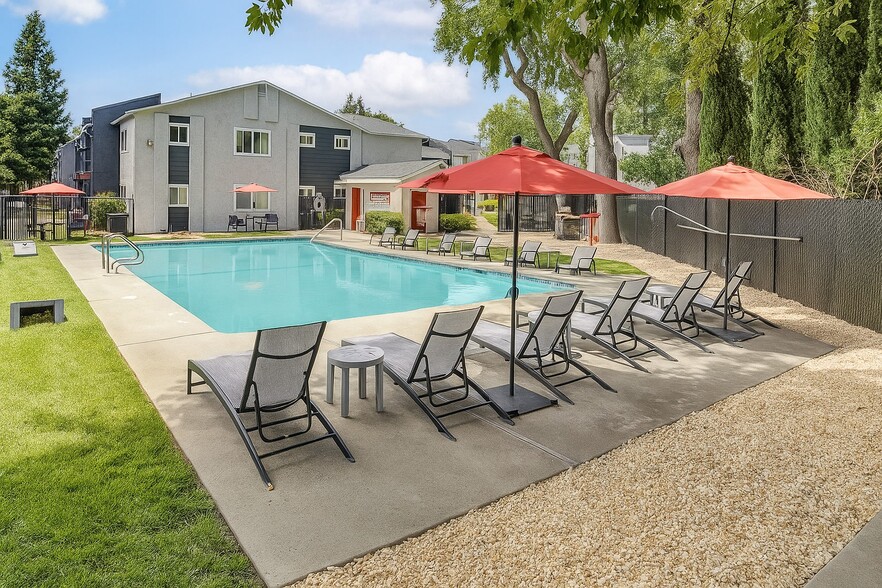 929 Nord Ave, Chico, CA for sale - Building Photo - Image 1 of 25