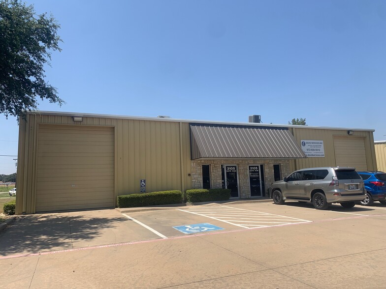 3105 Lomita Dr, Lancaster, TX for sale - Building Photo - Image 1 of 1