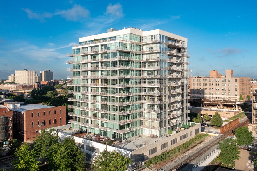 50 E 16th St, Chicago, IL for sale - Primary Photo - Image 1 of 1