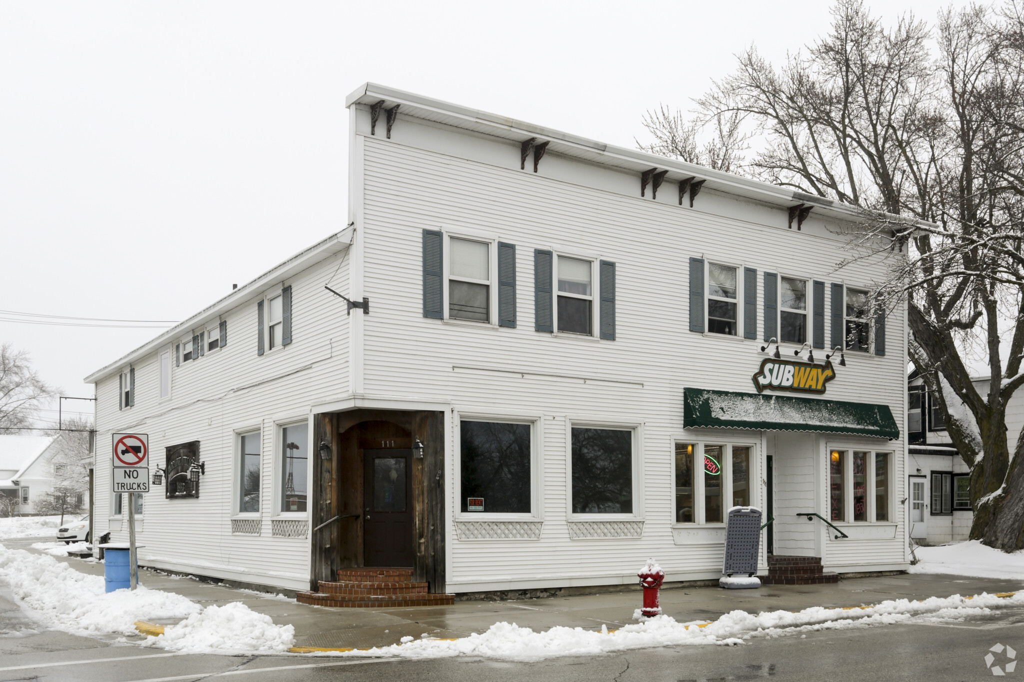 111 E Rhine St, Elkhart Lake, WI for sale Primary Photo- Image 1 of 1