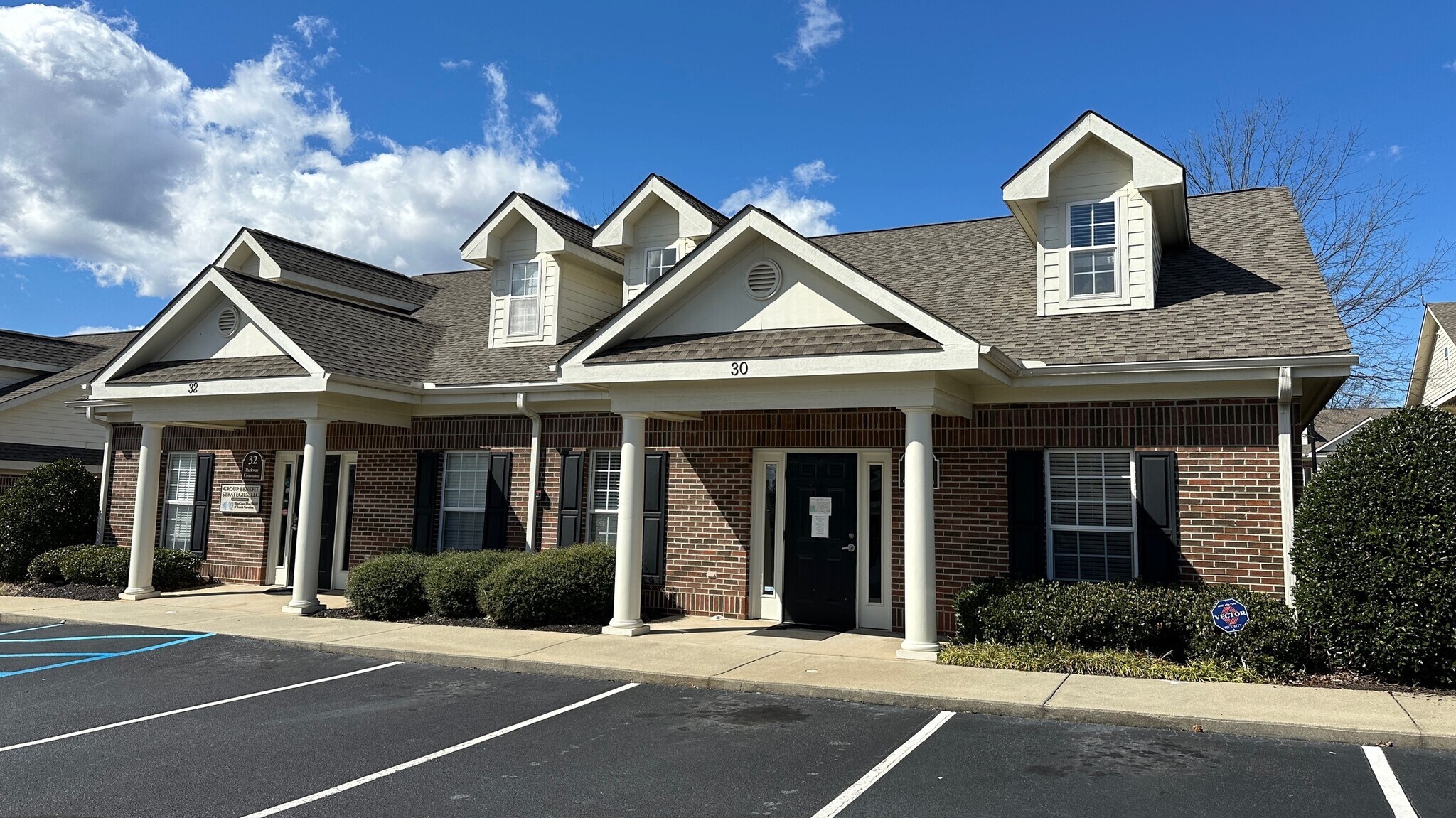 30-32 Parkway Commons Way, Greer, SC for sale Building Photo- Image 1 of 1