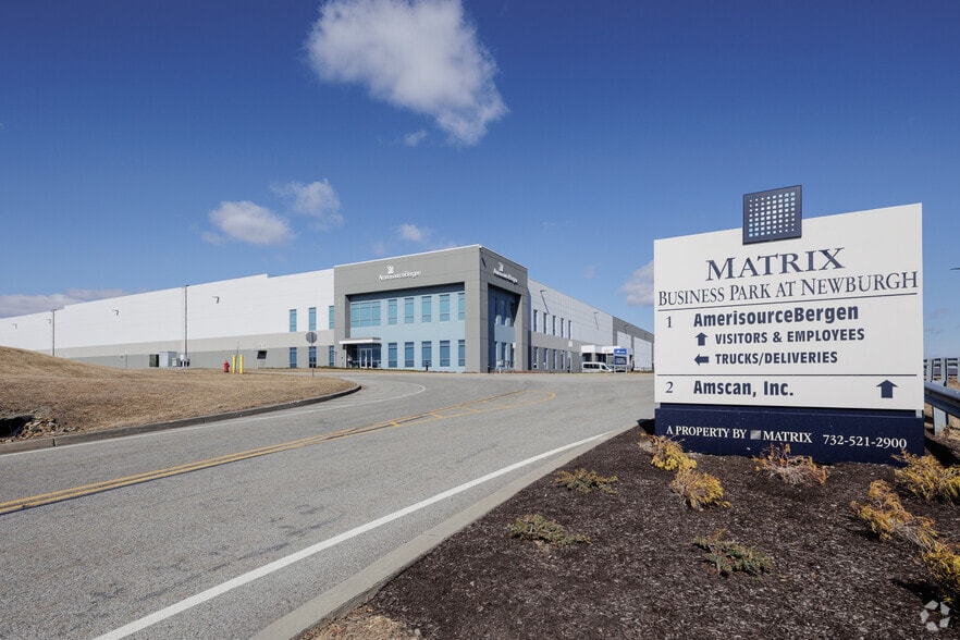 108 Route 17K, Newburgh, NY for lease - Building Photo - Image 3 of 11