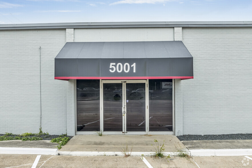 5001-5005 Gulf Fwy, Houston, TX for lease - Building Photo - Image 3 of 19