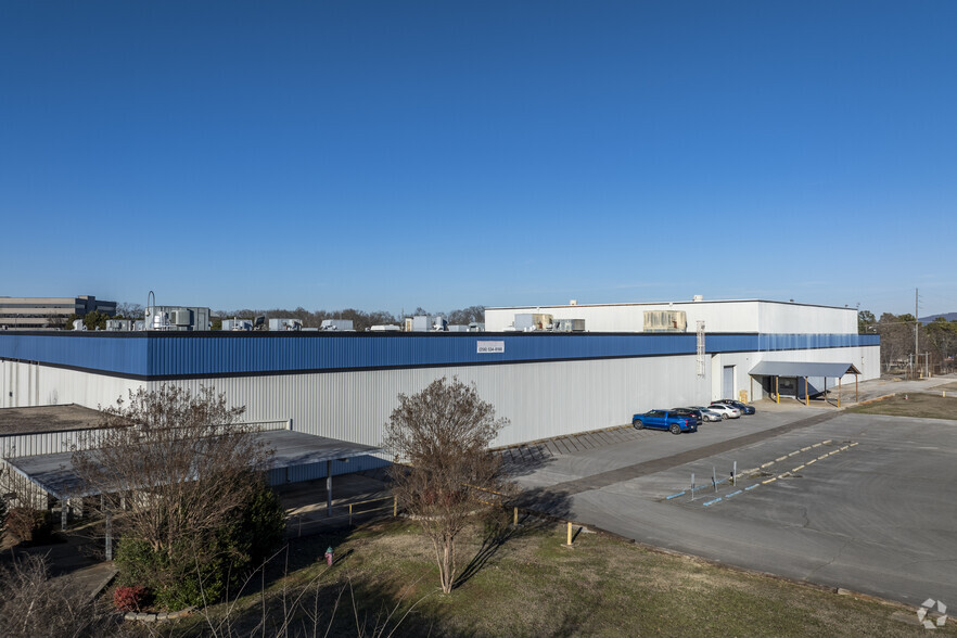 103 Wynn Dr, Huntsville, AL for lease - Building Photo - Image 1 of 20