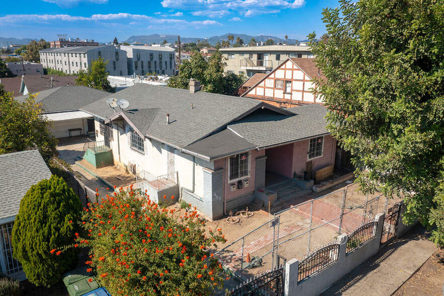 241 N Park View St, Los Angeles, CA for sale - Primary Photo - Image 3 of 8