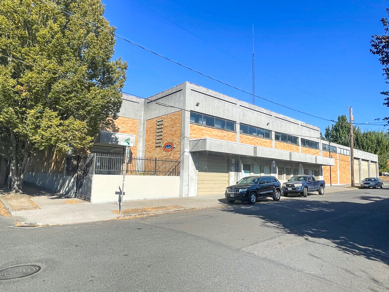 1011 SE Oak St, Portland, OR 97214 - Industrial for Sale | LoopNet