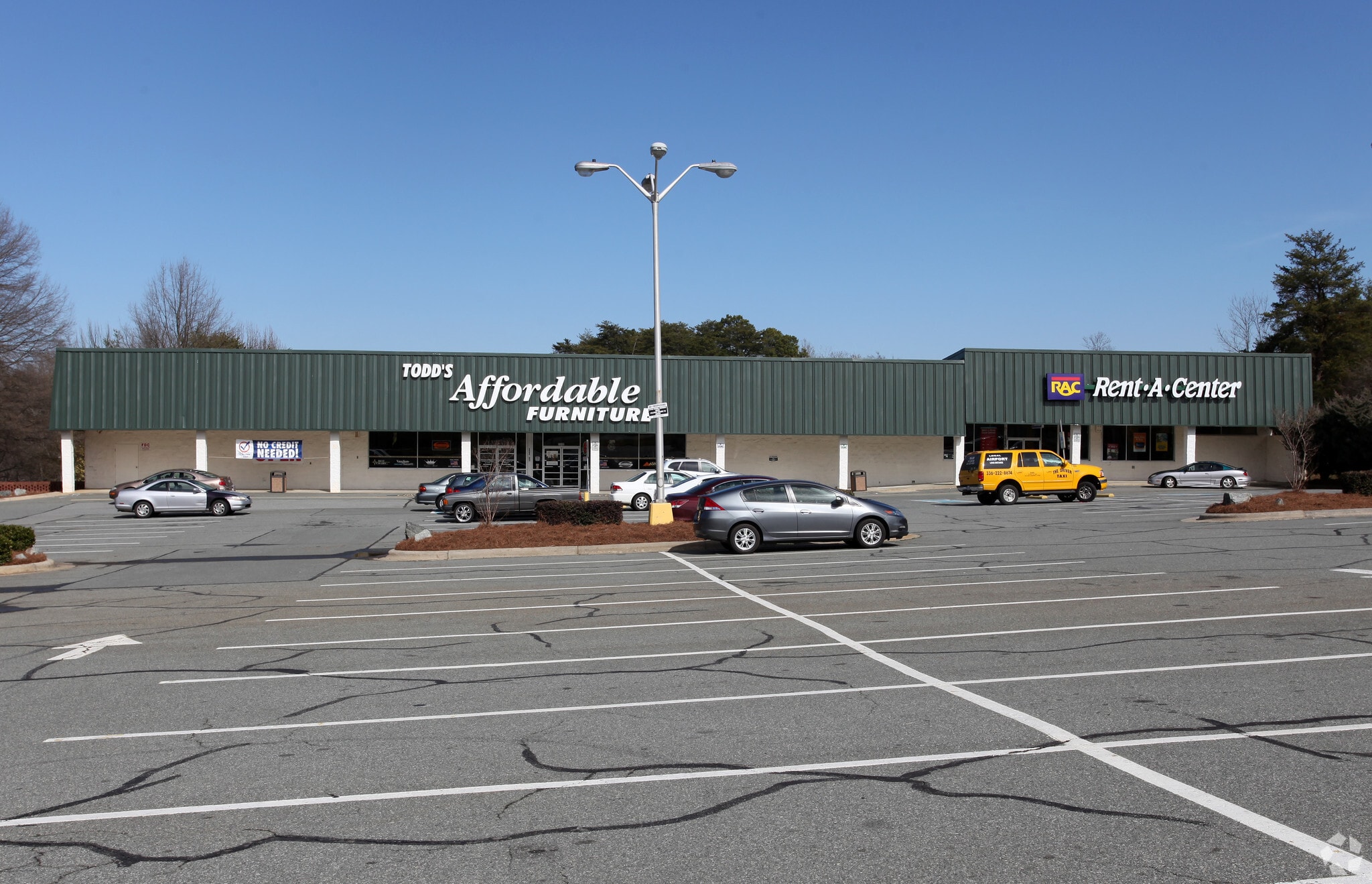 2312-2320 N Church St, Burlington, NC for lease Primary Photo- Image 1 of 7