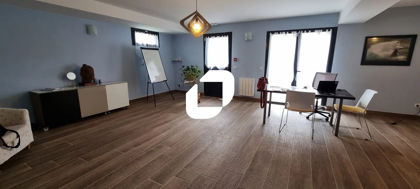 Office in Coupvray for sale Interior Photo- Image 1 of 11