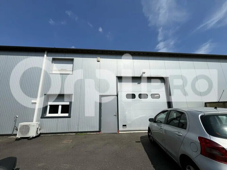 Flex in Varennes-Jarcy for lease - Building Photo - Image 1 of 12
