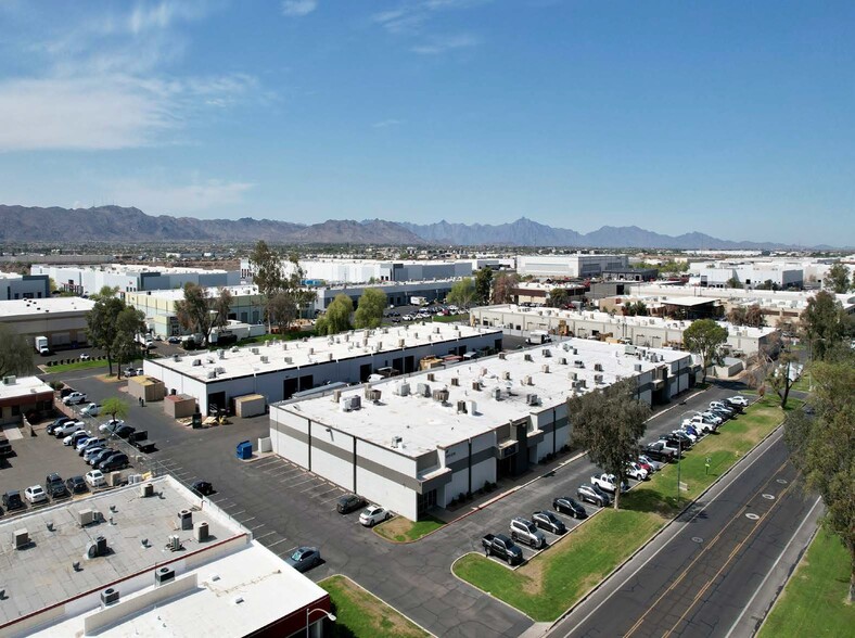 2201-2219 E University Dr, Phoenix, AZ for lease - Building Photo - Image 2 of 3