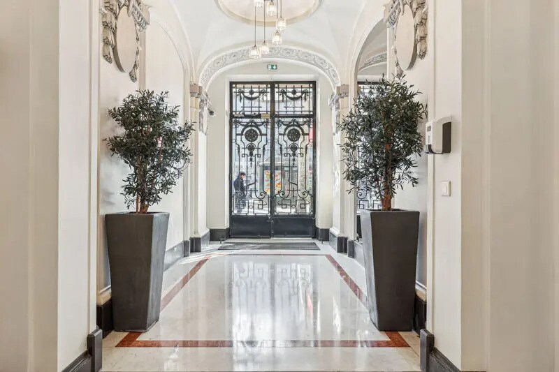 80 Avenue De La Grande Armée, Paris for lease - Lobby - Image 3 of 15