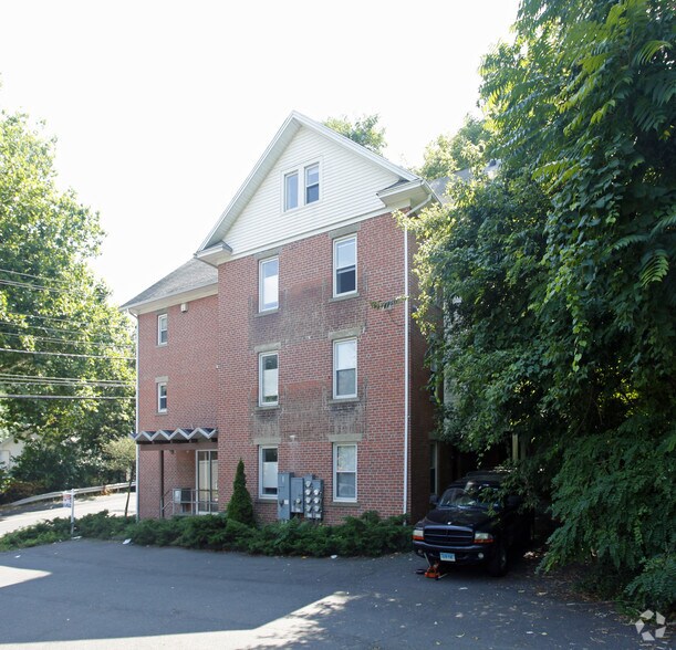 159 Center St, Shelton, CT for sale - Primary Photo - Image 1 of 1