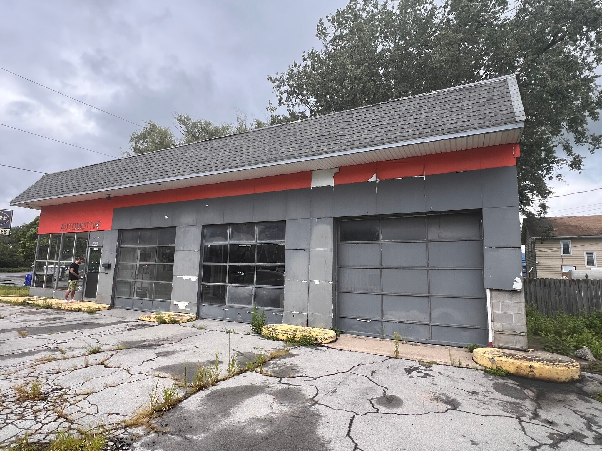 2976 Seneca St, West Seneca, NY for sale Building Photo- Image 1 of 1