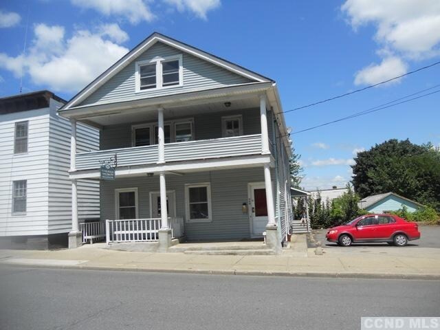 946 Columbia Tpke, Hudson, NY for sale Primary Photo- Image 1 of 1