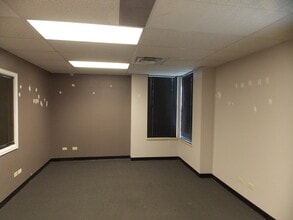 6595 S Dayton St, Greenwood Village, CO for lease Interior Photo- Image 2 of 3