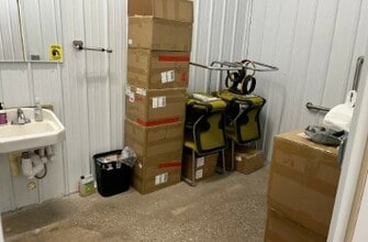 404 S Park Dr, Kalkaska, MI for sale Interior Photo- Image 2 of 10