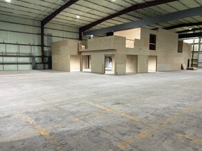 3445 SW 6th St, Ocala, FL for sale Interior Photo- Image 2 of 9