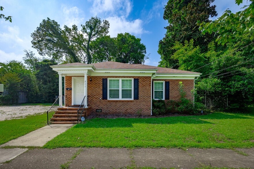 211 Kershaw St, Cheraw, SC for sale - Building Photo - Image 1 of 13