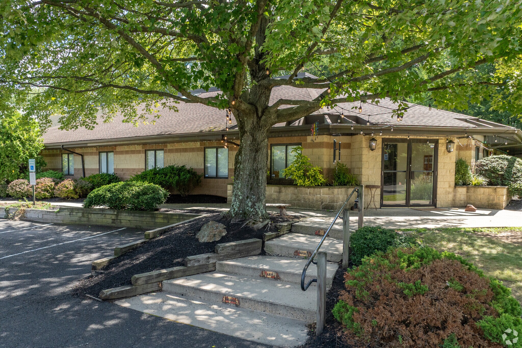 4059 Skyron Dr, Doylestown, PA for sale Primary Photo- Image 1 of 1