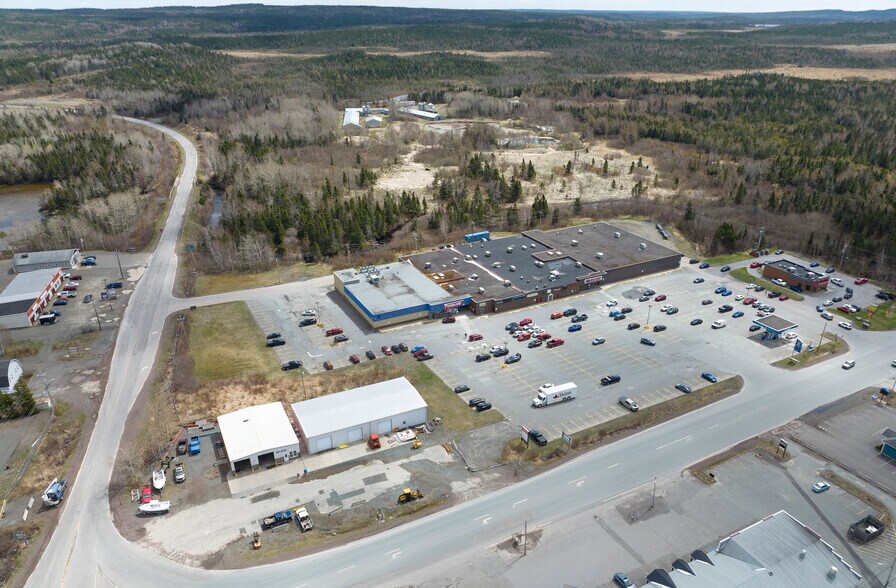 465 Main St, Lewisporte, NL for lease - Primary Photo - Image 1 of 1