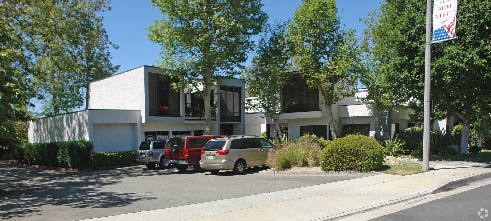 554 E Foothill Blvd, San Dimas, CA for lease Primary Photo- Image 1 of 6