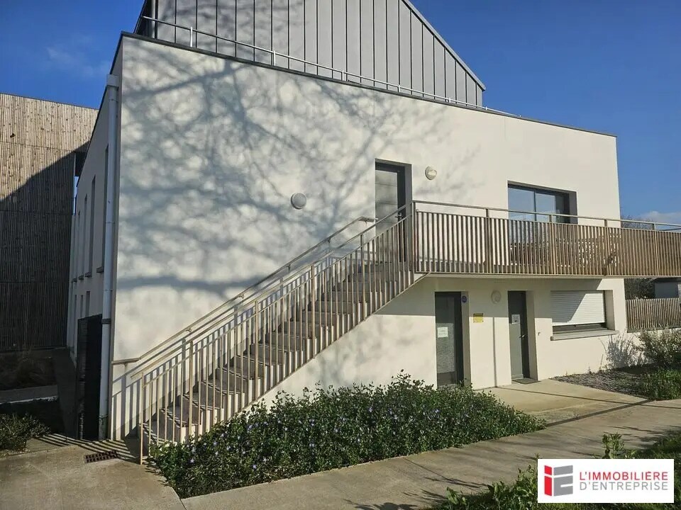 Office in Melesse for lease Building Photo- Image 1 of 6