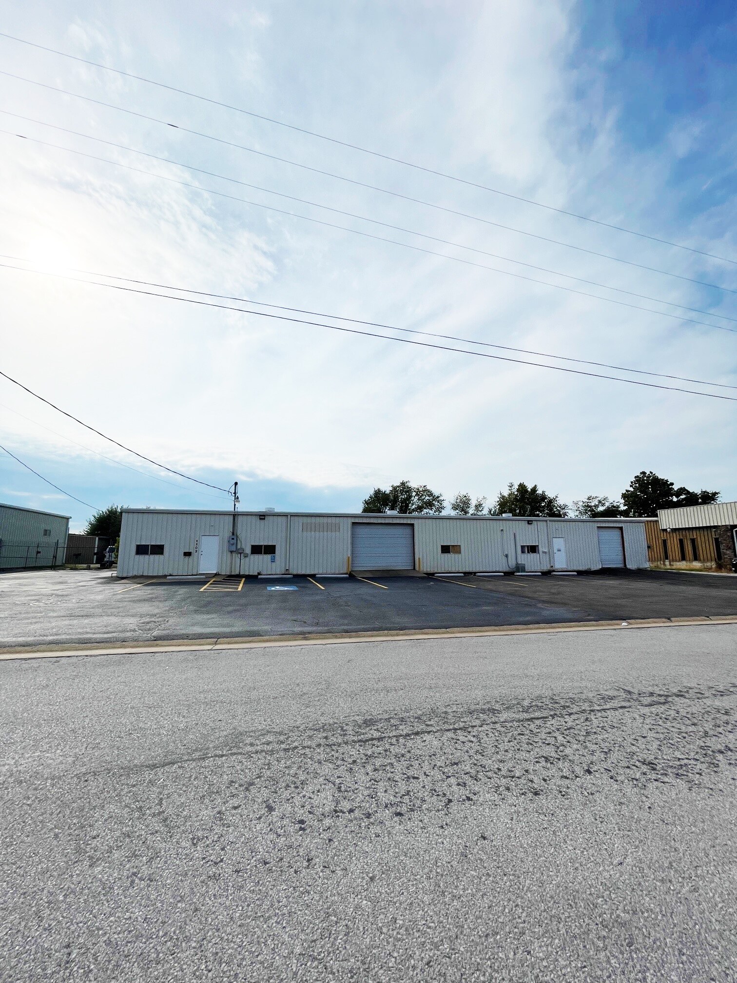 1102 Shaver St, Springdale, AR for sale Building Photo- Image 1 of 2