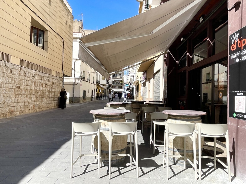 Carrer Sant Sebastian, 73, Roses, Gerona for lease - Building Photo - Image 1 of 23