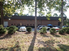 160 Etowah Trace, Fayetteville GA - Automotive Property