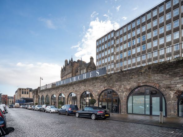 East Market St, Edinburgh for lease - Primary Photo - Image 1 of 2