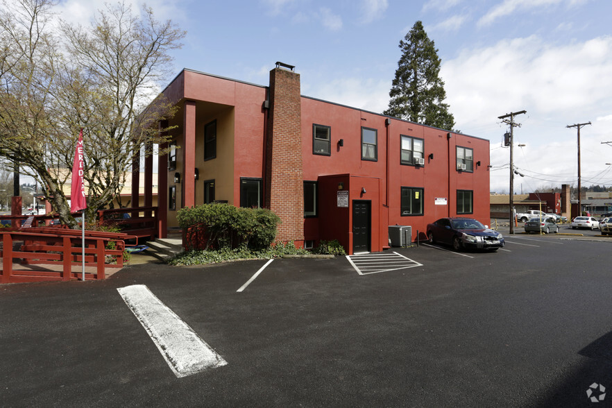 1849 Willamette St, Eugene, OR for lease - Primary Photo - Image 1 of 6