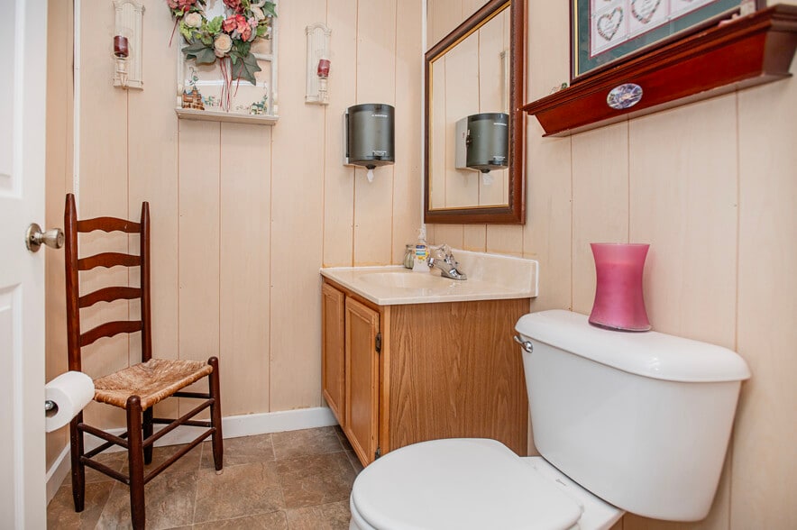 400 Main St, Clinton, TN for sale - Interior Photo - Image 3 of 25