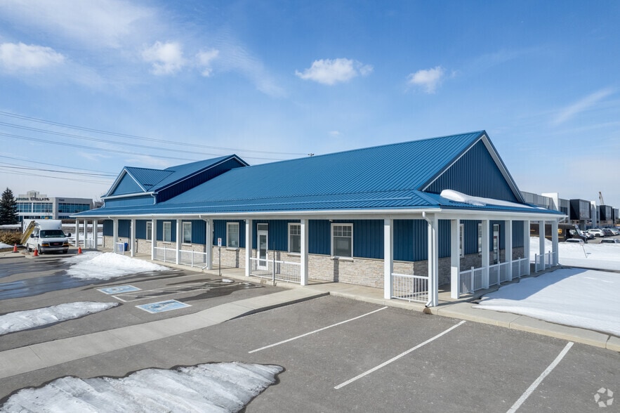 10 Royal Gate Blvd, Vaughan, ON for lease - Building Photo - Image 1 of 2