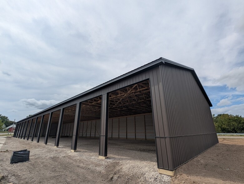 425 W Temple St, Washington Court House, OH for lease - Building Photo - Image 1 of 5