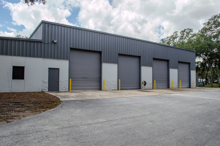 5872 Orient Rd, Tampa, FL for lease - Building Photo - Image 1 of 4