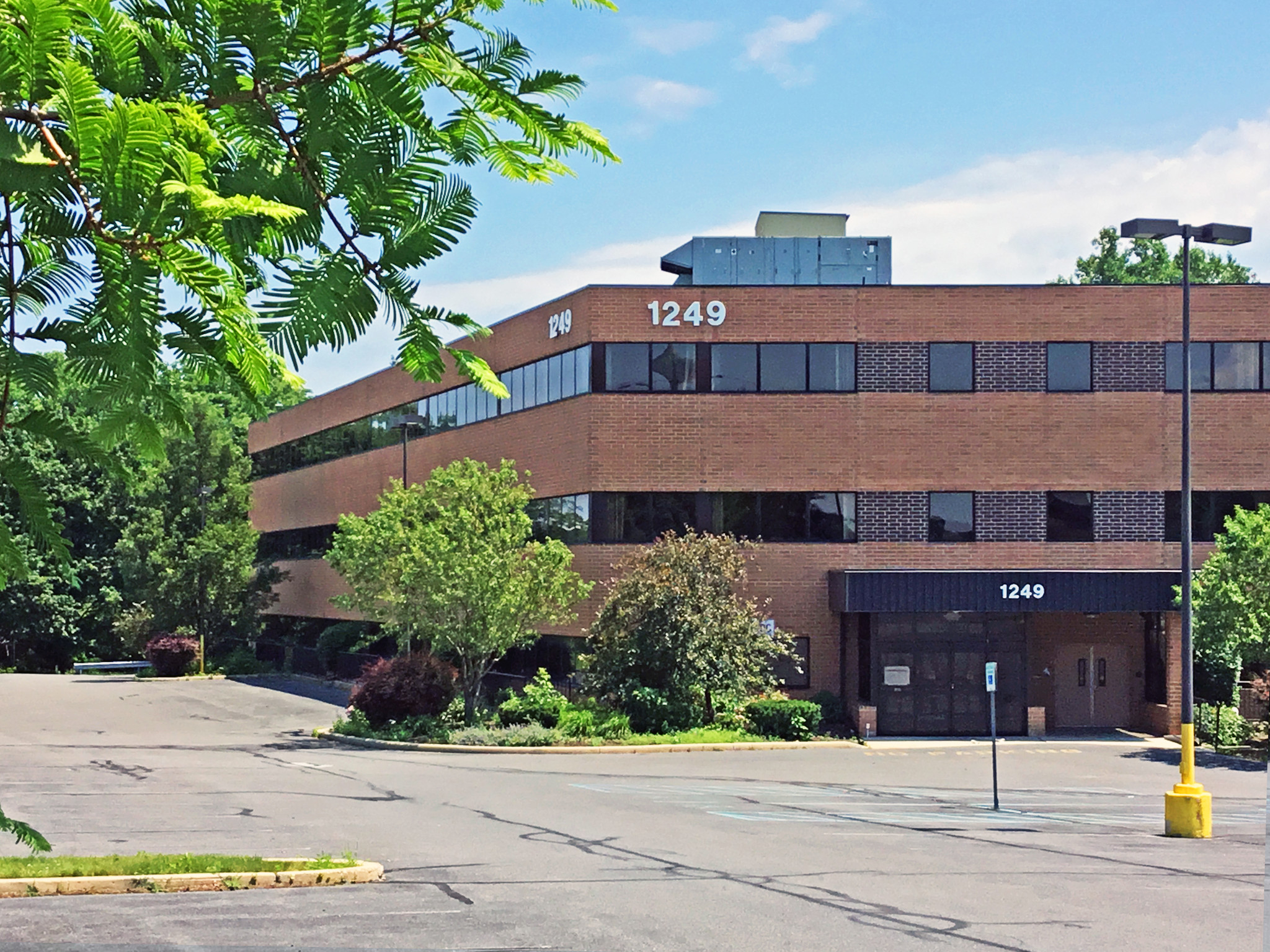 1249 S Cedar Crest Blvd, Allentown, PA, 18103 - Office Space For Lease ...