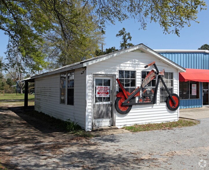 5800 Three Notch Rd, Mobile, AL 36619