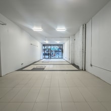 1013 Manhattan Ave, Brooklyn, NY for lease Interior Photo- Image 1 of 3