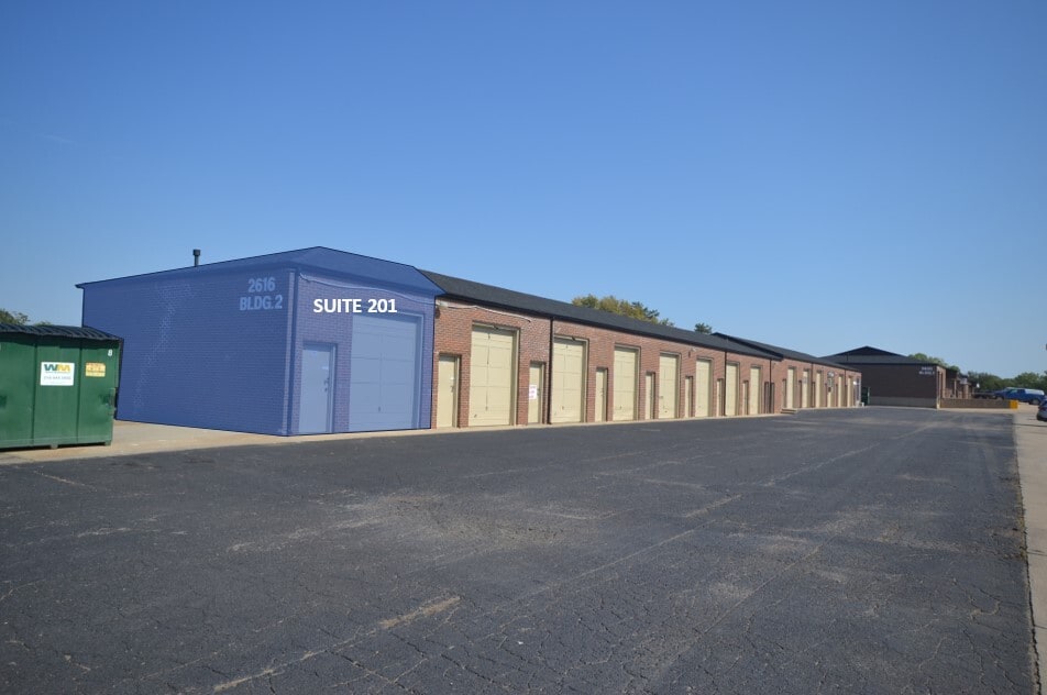2612 Oliver, Wichita, KS for lease Building Photo- Image 1 of 10