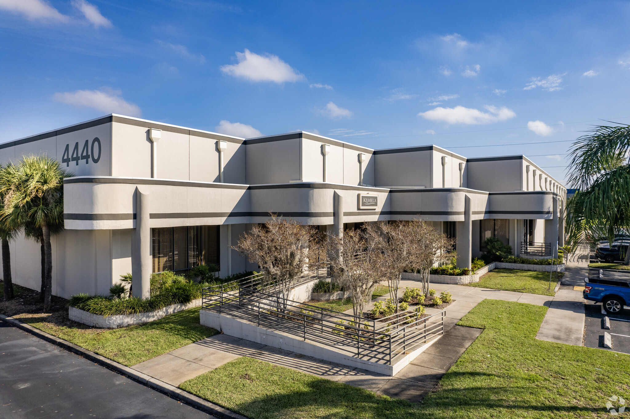 4410 E Adamo Dr, Tampa, FL for lease Building Photo- Image 1 of 10