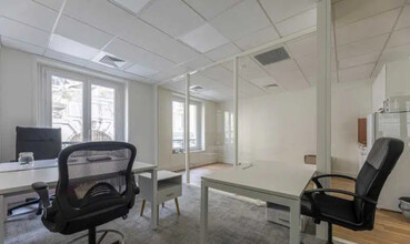 3 Rue Conté, Paris for lease Building Photo- Image 2 of 8