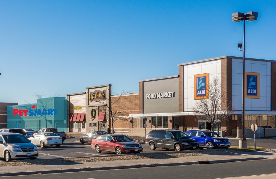 1320 Highway 15 S, Hutchinson, MN for sale - Primary Photo - Image 1 of 1