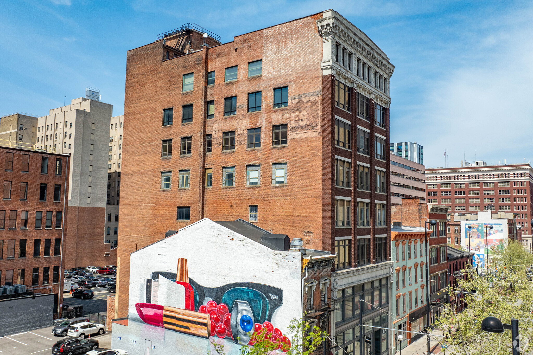 817 Main St, Cincinnati, OH for lease Building Photo- Image 1 of 13