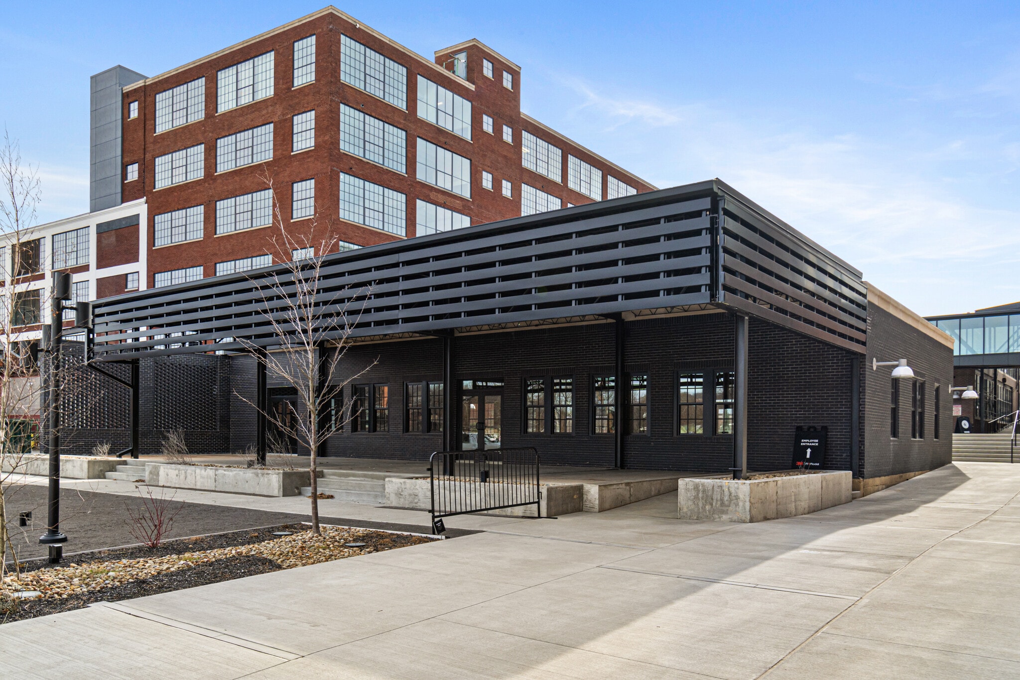 7526 Thomas Blvd, Pittsburgh, PA for lease Primary Photo- Image 1 of 4