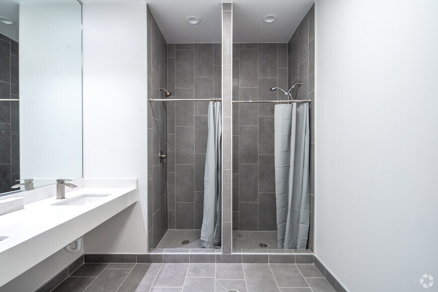 500 N Central Expy, Plano, TX for sale - Interior Photo - Image 3 of 89