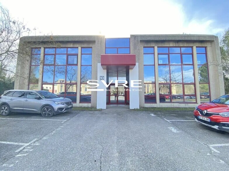 Office in Meyreuil for lease - Building Photo - Image 3 of 4