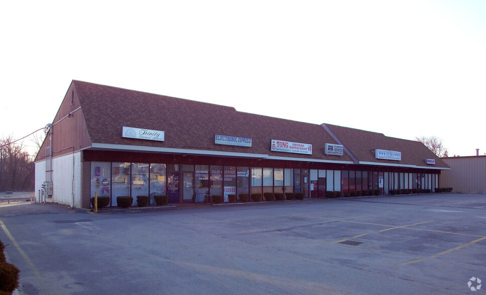 400 Warwick Ave, Warwick, RI for sale - Primary Photo - Image 1 of 1