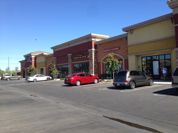 30183100 E Service Rd, Ceres, CA 95307 Mitchell Plaza