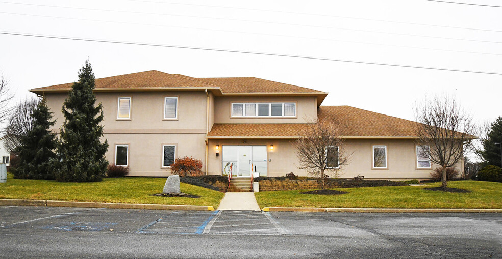 1000 Coventry Dr, Phillipsburg, NJ for sale - Primary Photo - Image 1 of 1