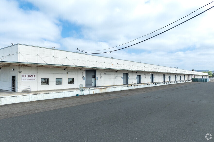 1951 Fairway Dr, San Leandro, CA for lease - Building Photo - Image 2 of 13